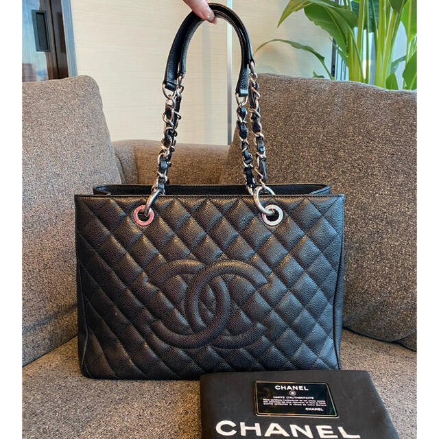 CHANEL シャネル チェーントートバッグ