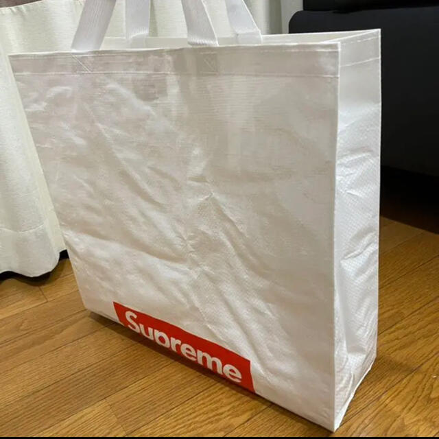 Supreme(シュプリーム)のsupremeショッパー　中サイズ メンズのメンズ その他(その他)の商品写真