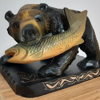 伝統工芸品 熊の木彫り 置物 北海道名物のおみやげ 熊の木彫りの 伝統工芸品 熊の木彫り 置物 北海道名物のおみやげ 熊の木彫りの
