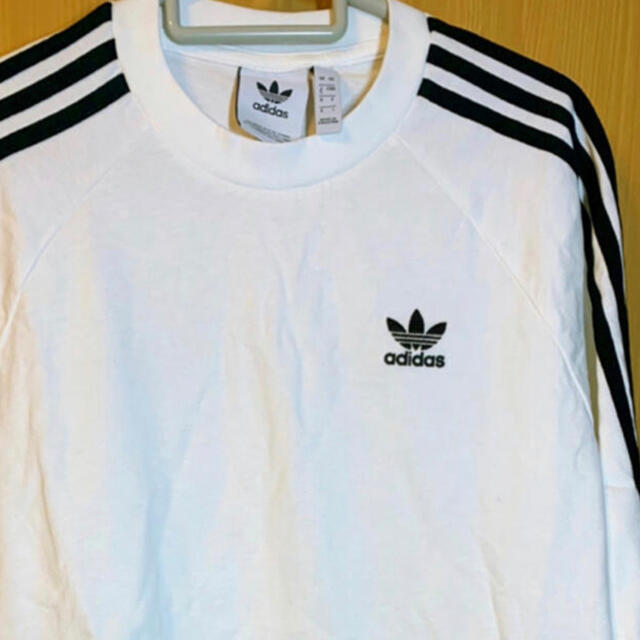 adidas(アディダス)のadidas アディダス アディダスオリジナル ロンt Tシャツ シャツ  レディースのトップス(Tシャツ(長袖/七分))の商品写真