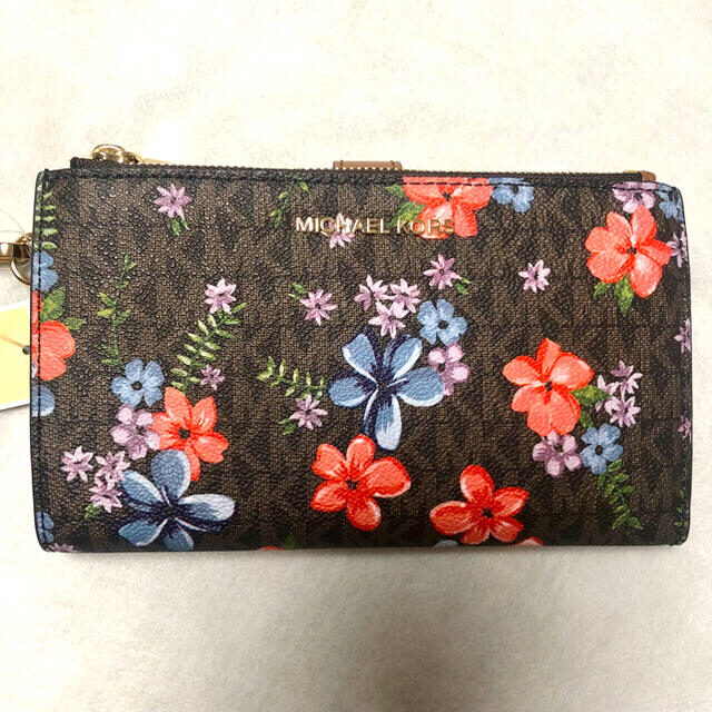 Michael Kors(マイケルコース)のmichael kors マイケルコース　財布　フラワー花柄現品SALE商品‼️ レディースのファッション小物(財布)の商品写真