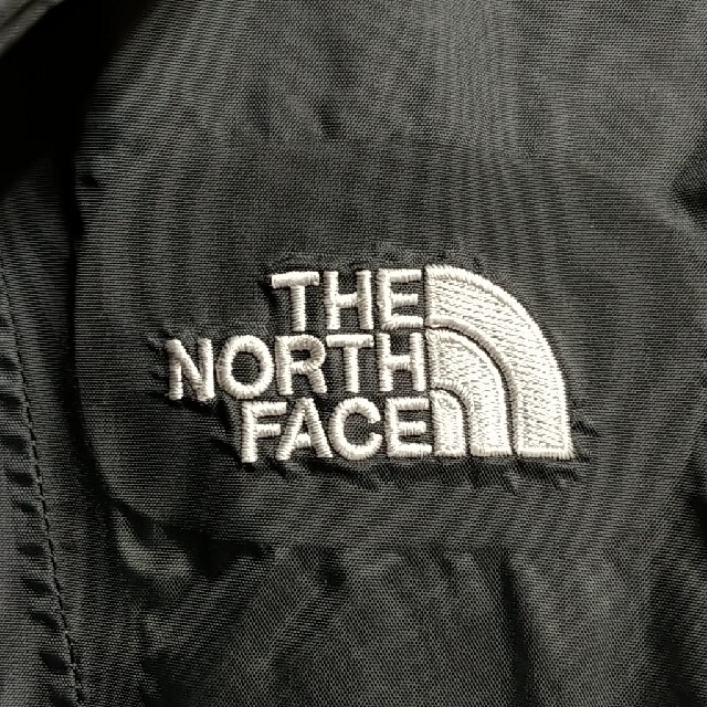 THE NORTH FACE(ザノースフェイス)のザ・ノース・フェイス　フード付き中綿入りブルゾン メンズのジャケット/アウター(ナイロンジャケット)の商品写真