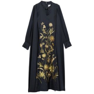 アメリヴィンテージ(Ameri VINTAGE)の新品タグ付　MADELYN EMBROIDERY DRESS　黒　S アメリ(ロングワンピース/マキシワンピース)