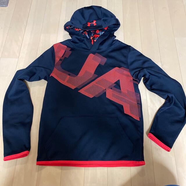 UNDER ARMOUR(アンダーアーマー)のアンダーアーマー　YDM　　140センチ　裏起毛　相談中 キッズ/ベビー/マタニティのキッズ服男の子用(90cm~)(Tシャツ/カットソー)の商品写真