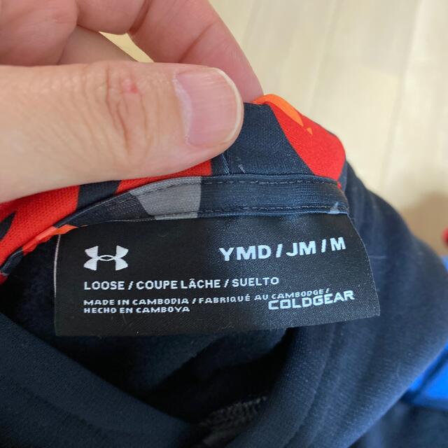 UNDER ARMOUR(アンダーアーマー)のアンダーアーマー　YDM　　140センチ　裏起毛　相談中 キッズ/ベビー/マタニティのキッズ服男の子用(90cm~)(Tシャツ/カットソー)の商品写真