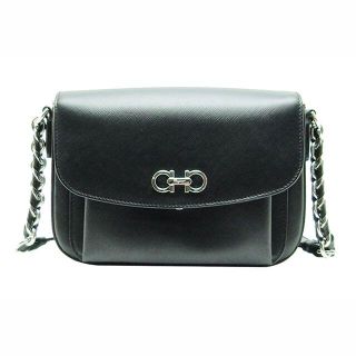 フェラガモ チェーンバッグの通販 89点 | Ferragamoを買うならラクマ フェラガモ チェーンバッグの通販 89点 | Ferragamoを買うならラクマ