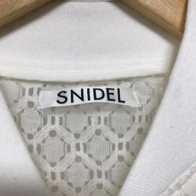 SNIDEL(スナイデル)のスナイデル レースブルゾン F ホワイト SNIDEL ジャケット レディースのジャケット/アウター(ブルゾン)の商品写真