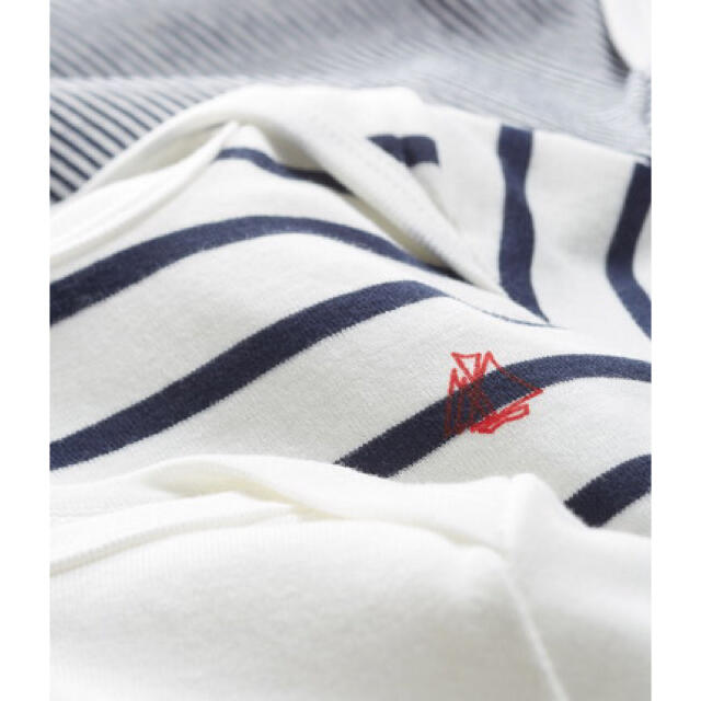 PETIT BATEAU(プチバトー)の新品 プチバトー 36m マリニエール&ミラレ 半袖ボディ 3枚組 キッズ/ベビー/マタニティのキッズ服男の子用(90cm~)(下着)の商品写真