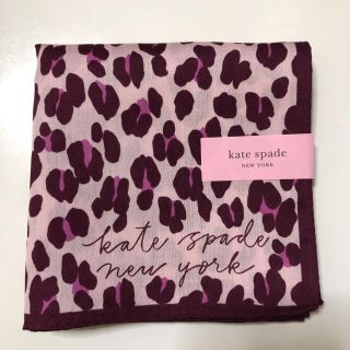 ケイトスペードニューヨーク(kate spade new york)のケイトスペードニューヨーク　ハンカチ　ヒョウ柄レオパード　ピンク(ハンカチ)