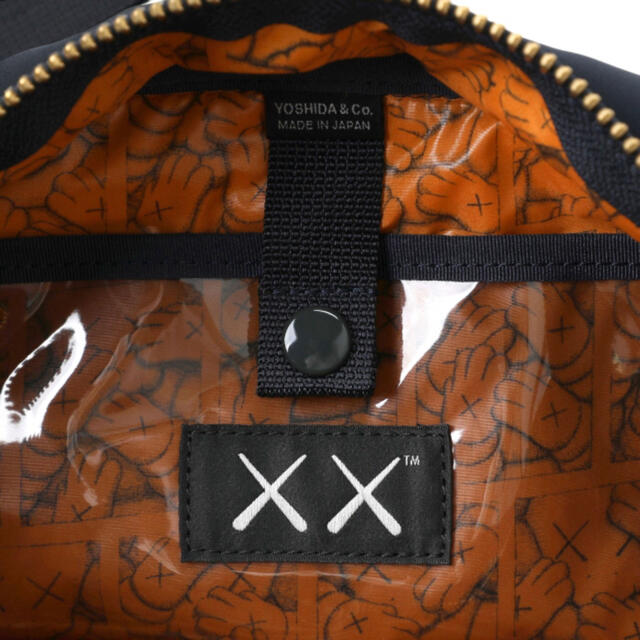 PORTER(ポーター)のPORTER × KAWS WAIST BAG メンズのバッグ(ウエストポーチ)の商品写真