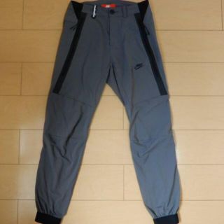 ナイキ(NIKE)のNIKE ストレッチ テックウーブンパンツ S 28 746025-021(ワークパンツ/カーゴパンツ)