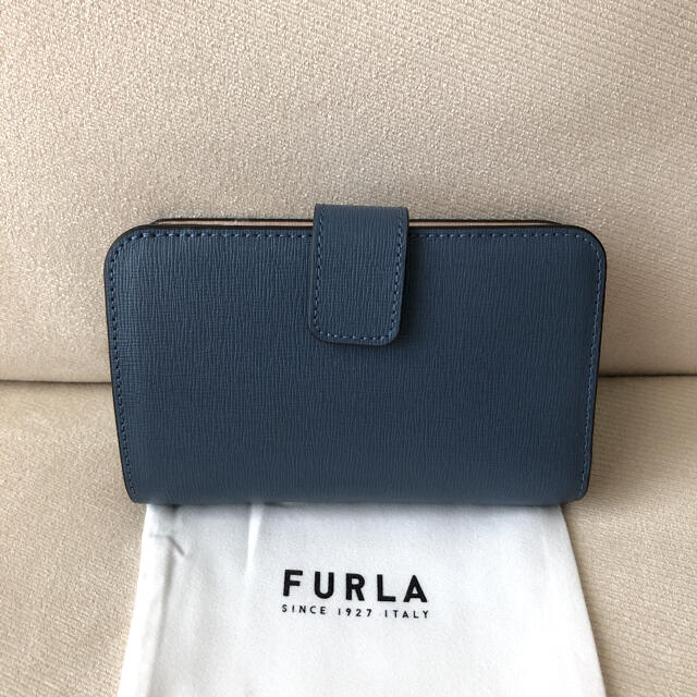 Furla(フルラ)の付属品全て有り★新品 FURLA 2021年秋冬新作 バビロン ブルーベージュ レディースのファッション小物(財布)の商品写真