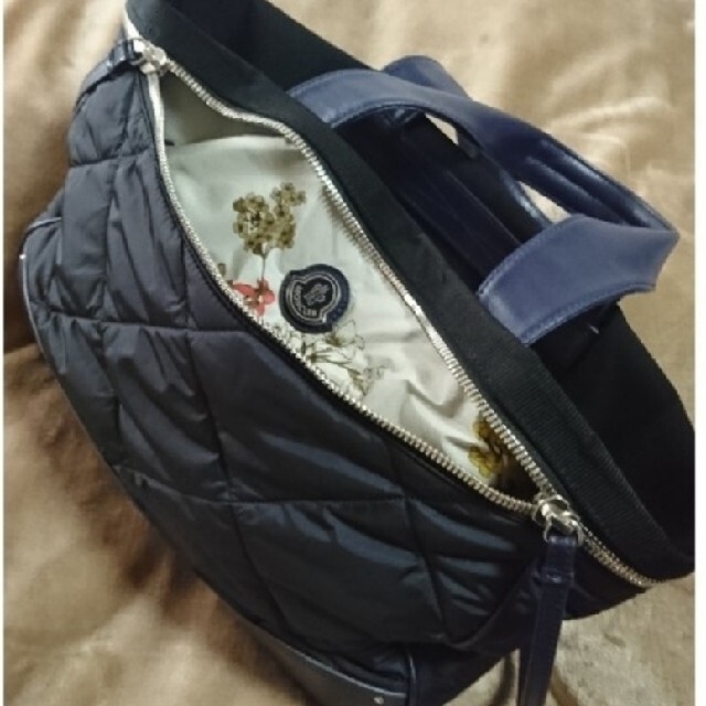 MONCLER(モンクレール)のMONCLER💖トートバッグ レディースのバッグ(トートバッグ)の商品写真