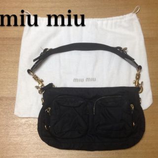 ミュウミュウ(miumiu)のmiumiu☆ミニショルダーバッグ(ショルダーバッグ)