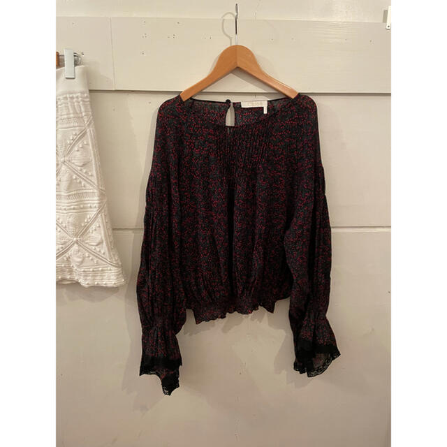 Chloe(クロエ)の最終価格🍒Chloé cherry blouse. レディースのトップス(シャツ/ブラウス(長袖/七分))の商品写真