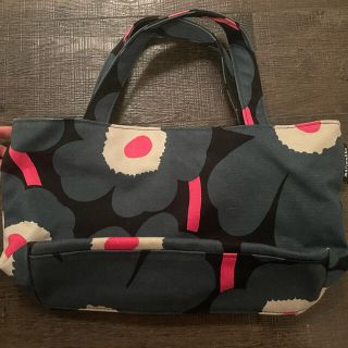 マリメッコ(marimekko)のマリメッコ　トート　バッグ(トートバッグ)