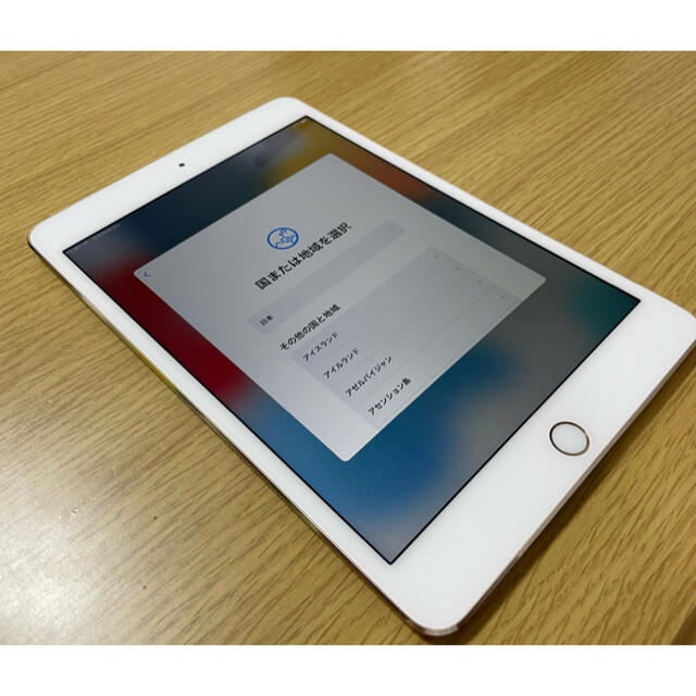 ☆★iPad mini 4 64GB wifi +セルラーSIMフリー　美品☆★