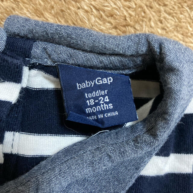 babyGAP(ベビーギャップ)のGAP襟付きボーダーワンピース キッズ/ベビー/マタニティのキッズ服女の子用(90cm~)(ワンピース)の商品写真