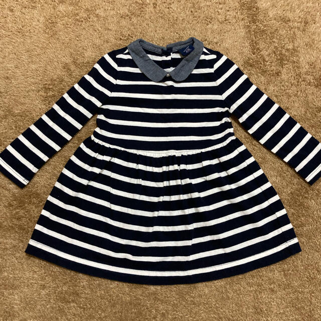 babyGAP(ベビーギャップ)のGAP襟付きボーダーワンピース キッズ/ベビー/マタニティのキッズ服女の子用(90cm~)(ワンピース)の商品写真