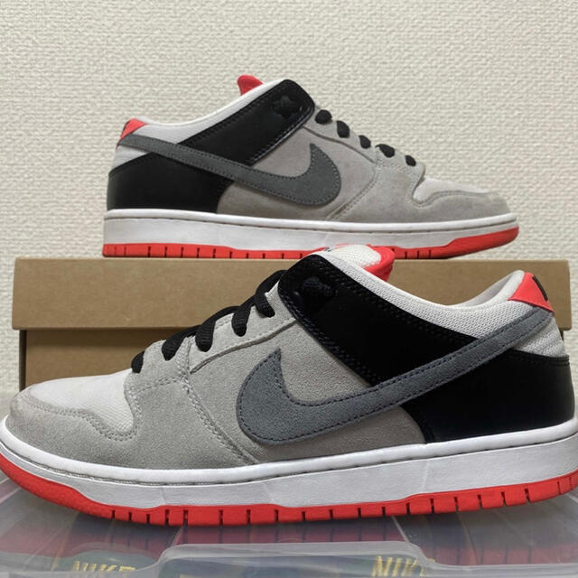 Nike SB Dunk Low Infrared