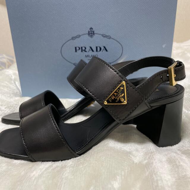 靴/シューズPRADA サンダル