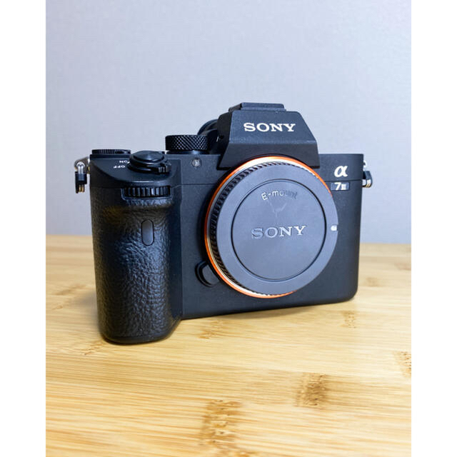 SONY α7iii 本体 +おまけ 殿堂 69230円引き www.gold-and-wood.com α7iii本体 + オマケ