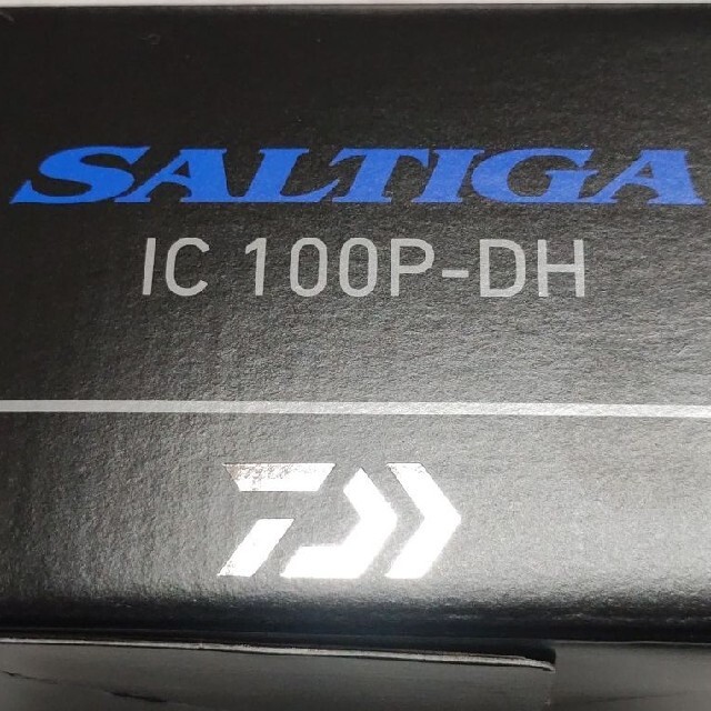 大人も着やすいシンプルファッション ダイワ - DAIWA ソルティガ 右