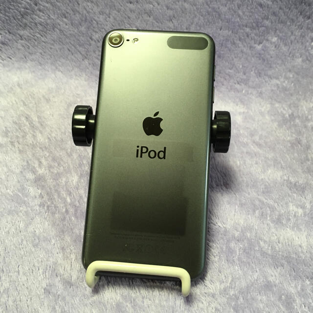 iPod touch(アイポッドタッチ)のiPod touch 10第6世代ブラック（32GB）送料無料 スマホ/家電/カメラのオーディオ機器(ポータブルプレーヤー)の商品写真