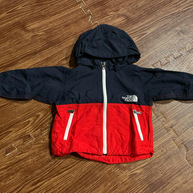 THE NORTH FACE(ザノースフェイス)のしゃる様専用　ノースフェイス　マウンテンパーカ キッズ/ベビー/マタニティのベビー服(~85cm)(ジャケット/コート)の商品写真