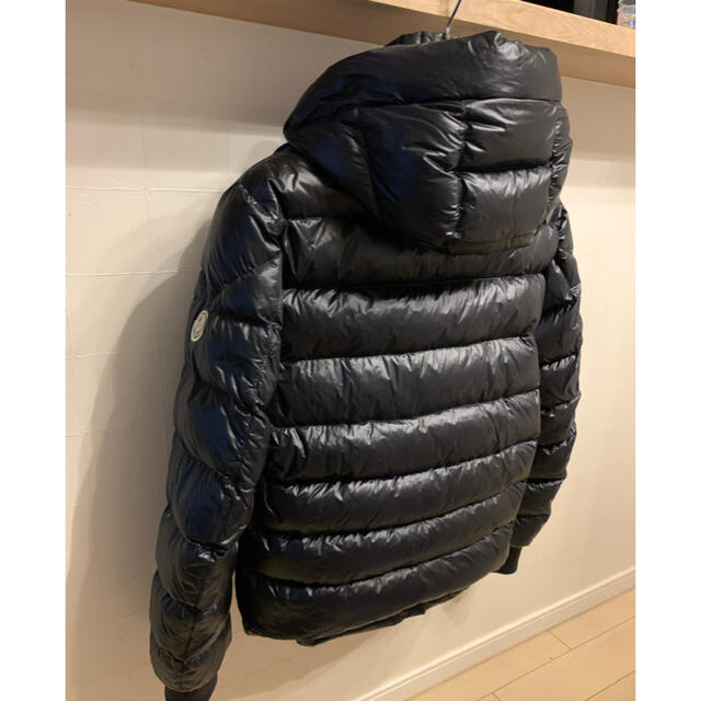 MONCLER(モンクレール)のMONCLER美品 メンズダウン 正規品 メンズのジャケット/アウター(ダウンジャケット)の商品写真