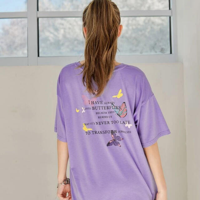 服 Tシャツ 韓国通販 Bershka ZARA SHEIN ソニョナラ レディースのトップス(Tシャツ(半袖/袖なし))の商品写真