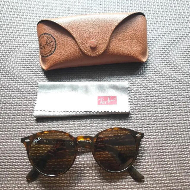 Ray-Ban(レイバン)のレイバン サングラス RB2180F レディースのファッション小物(サングラス/メガネ)の商品写真