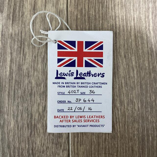 Lewis Leathers(ルイスレザー)のルイスレザー　ライトニング　タイトフィット　36 メンズのジャケット/アウター(ライダースジャケット)の商品写真