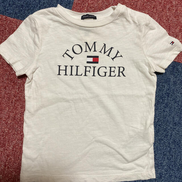 TOMMY HILFIGER(トミーヒルフィガー)のTommy Tシャツ キッズ/ベビー/マタニティのキッズ服男の子用(90cm~)(Tシャツ/カットソー)の商品写真