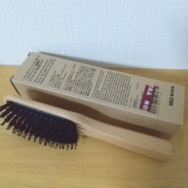 MUJI (無印良品)(ムジルシリョウヒン)の無印　ブナ材 ヘアブラシ ミックス毛 コスメ/美容のヘアケア/スタイリング(ヘアブラシ/クシ)の商品写真