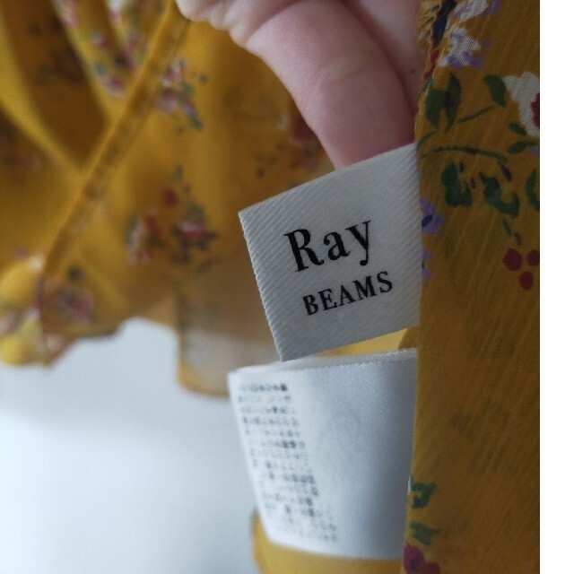 Ray BEAMS(レイビームス)のレイビームス　花柄ブラウス レディースのトップス(シャツ/ブラウス(長袖/七分))の商品写真