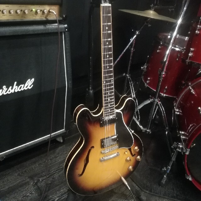 Gibson - Gibson Custom Shop ES-335 50sモデル？