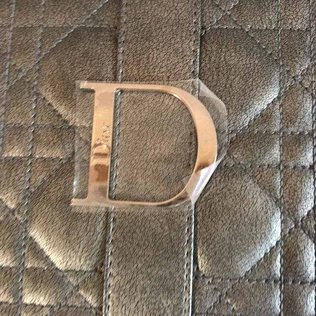 Christian Dior(クリスチャンディオール)のDior ディオール★コスメポーチ ミラー付き 非売品 カナージュ★渋いシルバー レディースのバッグ(その他)の商品写真