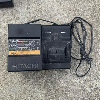 HITACHIリチウムイオン専用充電器(工具/メンテナンス)