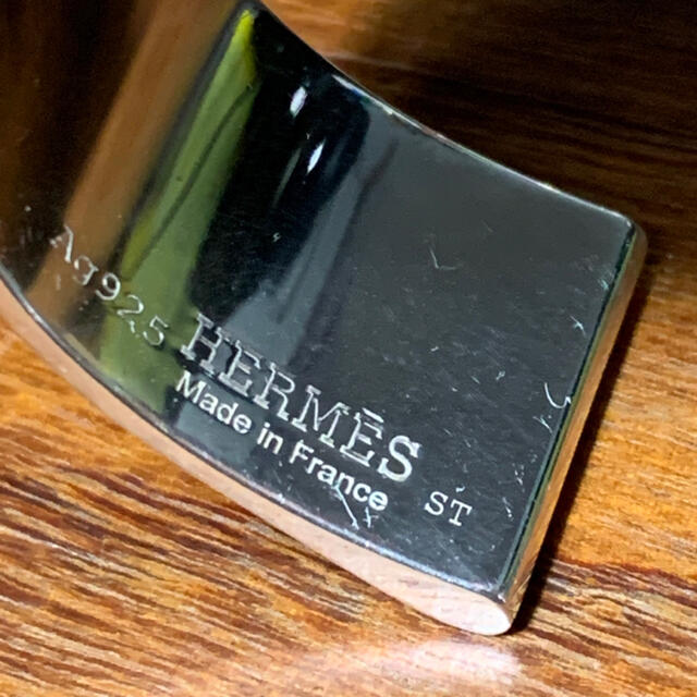 Hermes(エルメス)のHERMÈS ブックルセリエ シルバーカフブレスレット ST レディースのアクセサリー(ブレスレット/バングル)の商品写真