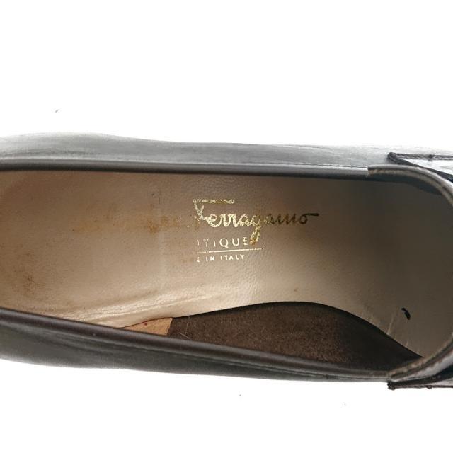 Salvatore Ferragamo(サルヴァトーレフェラガモ)のサルバトーレフェラガモ ローファー - レディースの靴/シューズ(ローファー/革靴)の商品写真