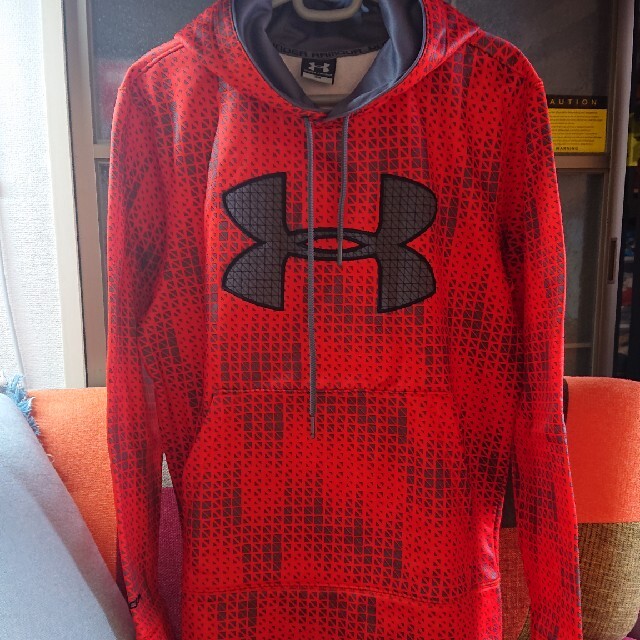 UNDER ARMOUR(アンダーアーマー)のUNDER ARMOURトレーナー メンズのトップス(スウェット)の商品写真