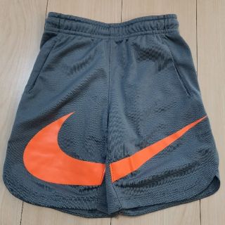 ナイキ(NIKE)のナイキ　DRI-FIT キッズ　ハーフパンツ　110(パンツ/スパッツ)