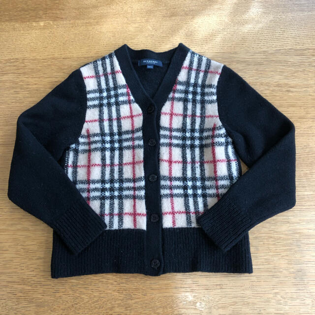 BURBERRY(バーバリー)のバーバリーキッズ　ニットカーディガン130サイズ キッズ/ベビー/マタニティのキッズ服女の子用(90cm~)(カーディガン)の商品写真