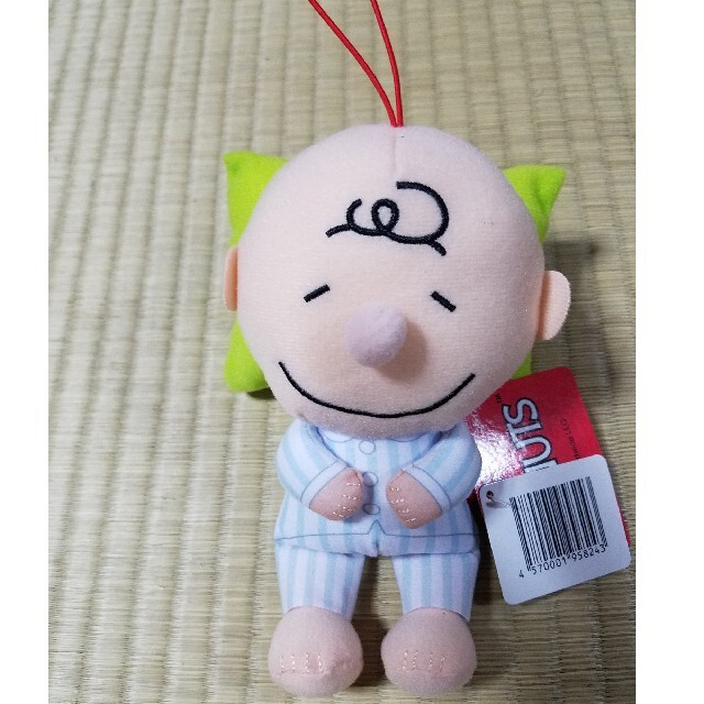 PEANUTS(ピーナッツ)の新品 スヌーピー すやすやおやすみチャーリーブラウン　ぬいぐるみ エンタメ/ホビーのおもちゃ/ぬいぐるみ(ぬいぐるみ)の商品写真