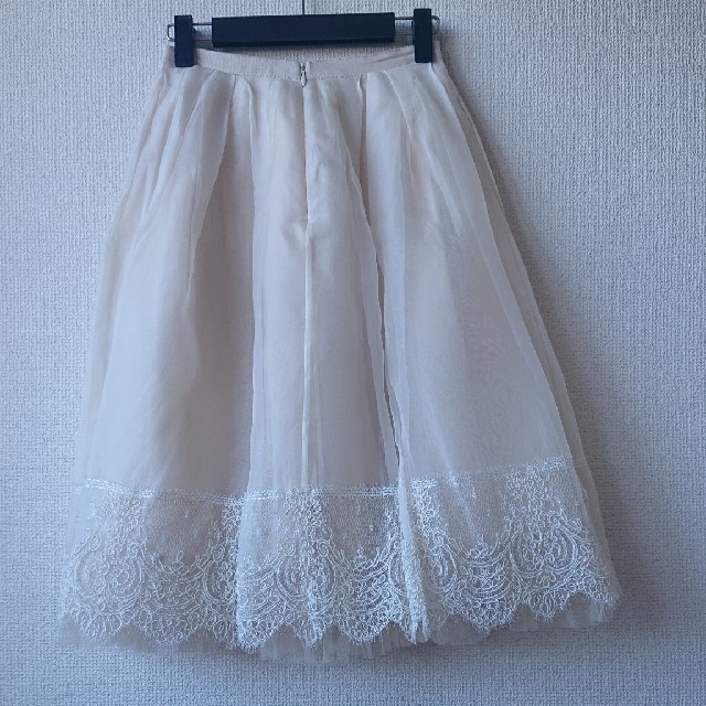 FOXEY(フォクシー)の☆FOXEY☆38☆ Skirt "Garland" オイスターベージュ レディースのスカート(ひざ丈スカート)の商品写真