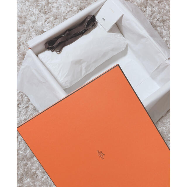 Hermes(エルメス)の【美品】HERMES オレンジボックス　箱 レディースのバッグ(ショップ袋)の商品写真