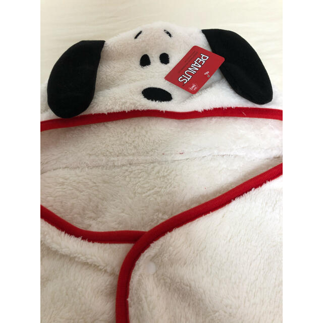 SNOOPY(スヌーピー)の★新品未使用★ スヌーピー  ブランケット　毛布　フード インテリア/住まい/日用品の寝具(毛布)の商品写真