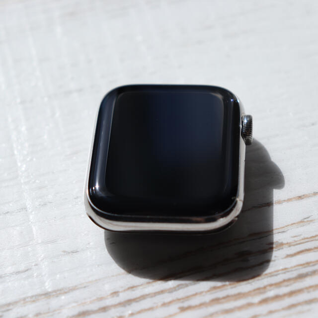 Apple - Apple Watch Series 6 44mm