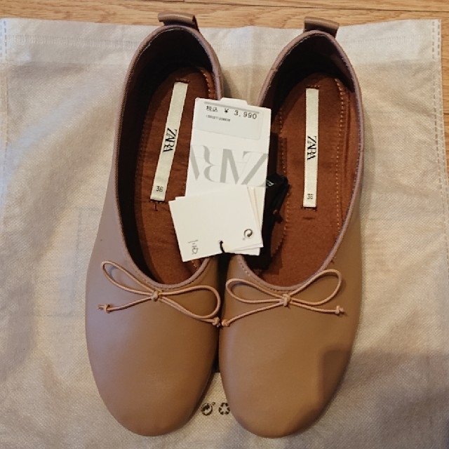 ZARA - 【ZARA】リアルレザーバレリーナシューズの通販 by naa's ZARA - 【ZARA】リアルレザーバレリーナシューズの通販 by naa's